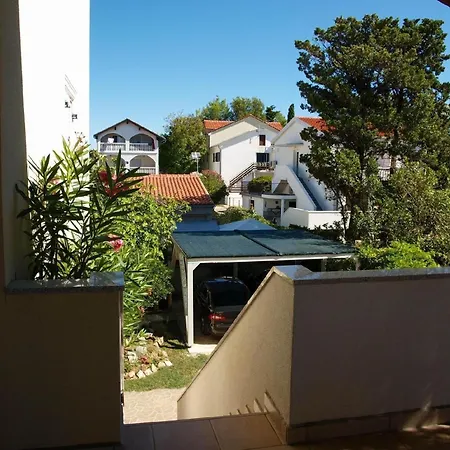 アパート Ferienwohnung In Privlaka Mit Grill, Garten Und Terrasse
