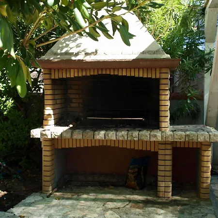 アパート Ferienwohnung In Privlaka Mit Grill, Garten Und Terrasse プリヴラカ